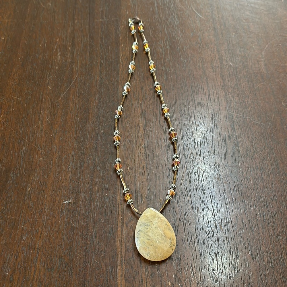Handmade beaded necklace‎